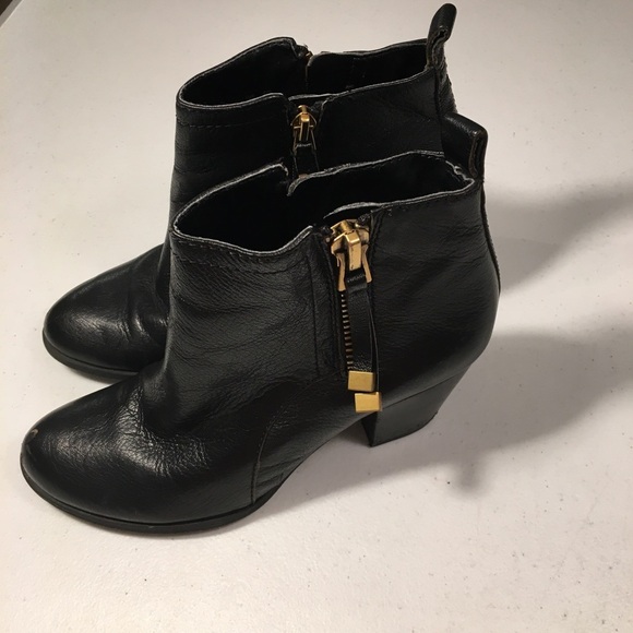 Franco Sarto Shoes - Franco Sarto Boots Size 6.5M